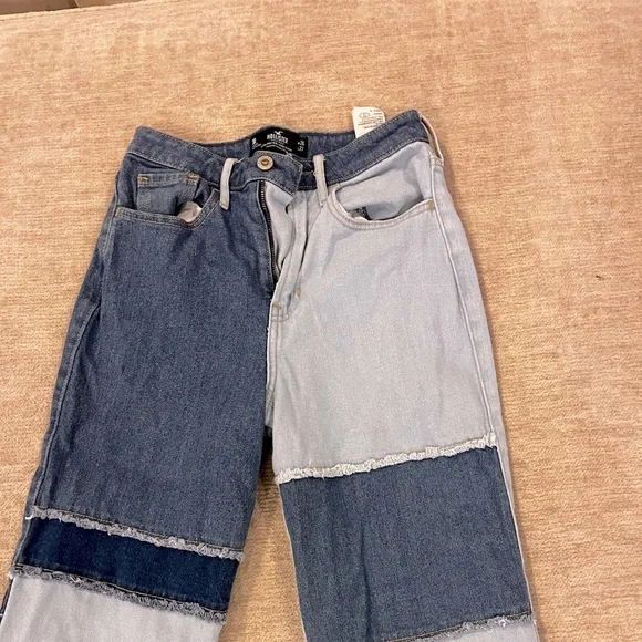 Hollister Ultra High-Rise Vintage Straight Denim Jeans Patchwork Women's Size 3R - Picture 3 of 6